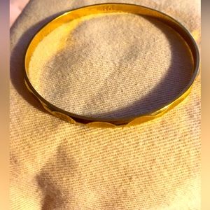 JCrew Gold textured bangle🔥🔥